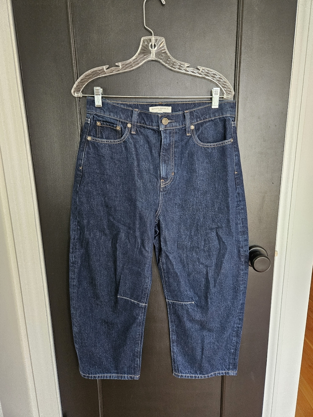 NWOT Banana Republic Barrel Jeans - Picture 4 of 6
